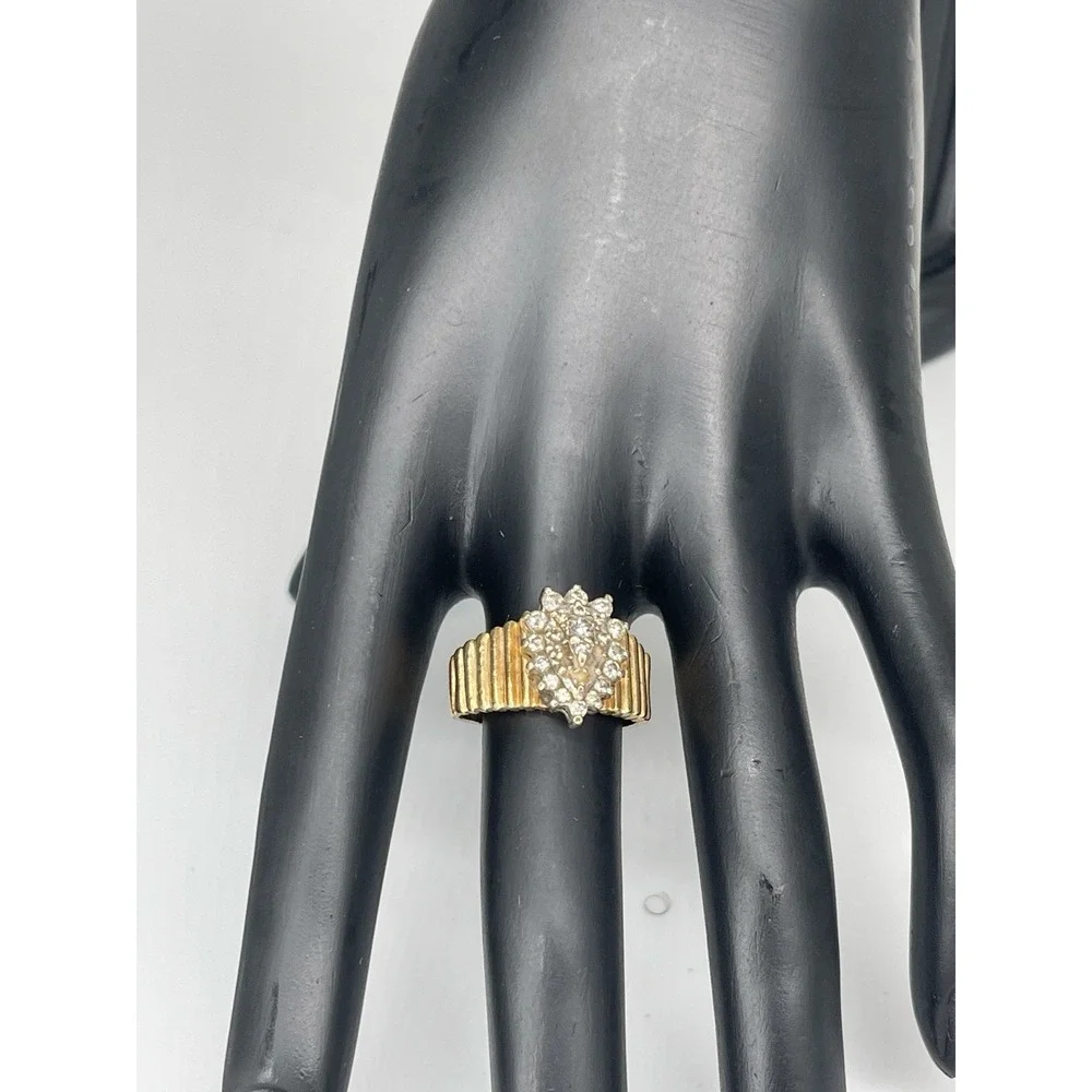 Vintage 14k‎ Gold, Diamond Cluster Estate Wedding Cocktail Style Ring